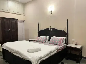 The Riverside Estate - 3Bedroom Private Pool Villa in Udaipur - Værelse