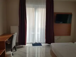 Hotel Emiliana am Bahnhof - Camera