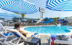 Relax Beach Hotel - Pool