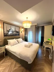 D ORIENT HOTEL - Room
