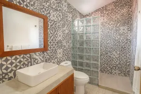 Boho Minimal 3-Min Beach Private Parking - Salle de bain
