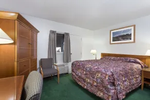 MOOSEJAW INN - Chambre