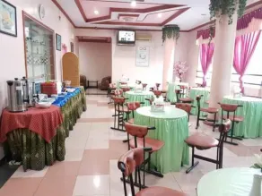 Hotel Parewisata - Restaurant