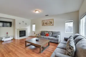 7 Mi to Lake Yosemite: Family Home w/ Fenced Yard - Interiør