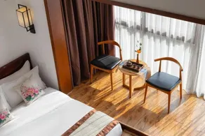 Guilin Qingshanshe Hotel -Free pick up train station stay two nights - Camera