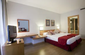 Muralto Madrid Princesa - Room