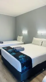 Comfortinn Motel Inglewood - Room