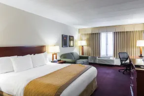 Clarion Hotel Somerset - New Brunswick - Chambre