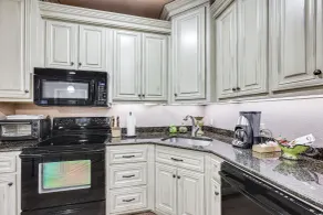 Pet-friendly Dover Cottage w/ Deck + Mtn Views! - Innenbereich