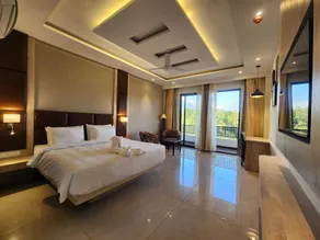 Portola Hotel By Parkside - Chambre