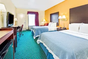 Days Inn by Wyndham Covington - Værelse