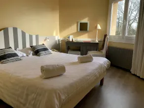 Hôtel Causse Comtal Rodez, The Originals Relais - Camera