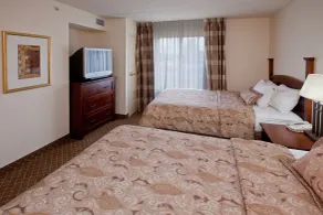 Staybridge Suites Indianapolis-Airport by IHG - Chambre