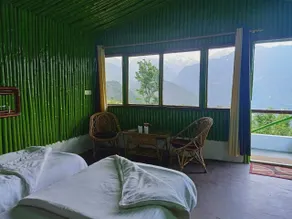 Kedar Resorts - Chambre