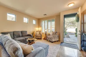 Hot Tub & Heated Pool: Home in Estrella Mtn Ranch - Interiør