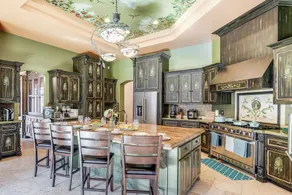Pool, Peacocks & Views! Lavish Retreat in Gilroy - Innvendig