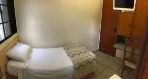 Colonial Hotel - Room