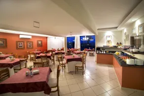 Reisper Palace Hotel - Restaurant