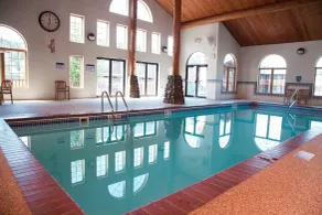 Black Hills Luxury Suites - Piscine