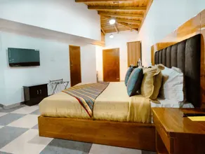 juSTa Lake View Residences, Nainital - Værelse