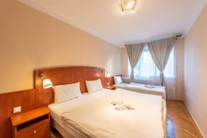 Korona Panzió Budapest - Zimmer