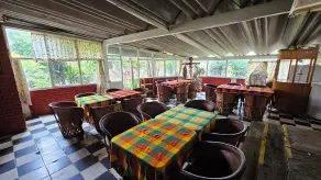 Hotel y Cabañas Manolo - Restaurant
