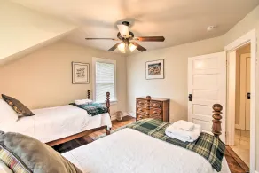 Cozy Unit w/ Patio: Walk to Dining, Lake Elkhart! - Interior