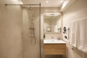 Georges Henri Aparthotel - Badezimmer