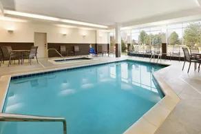 Fairfield by Marriott Inn & Suites Boulder Longmont - Piscine