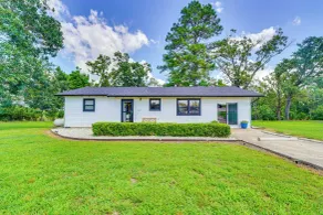 Near Table Rock Lake: Family Home w/ Deck & Views - Interiør
