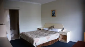 Jacksons Motor Inn - Room