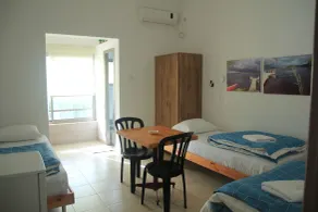 David Hostel - Room