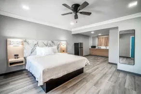 Pacific Inn and Suites - Chambre