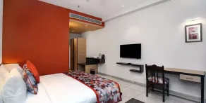 The Zenith - A boutique hotel by Hot Millions - Room