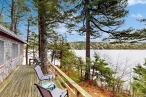 Peaceful 2BR Lakefront Cabin w/ New Dock - Interiør