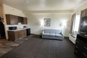 Cobblestone Hotel & Suites-Sheldon - Room