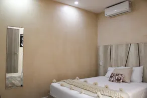 Arkana 9 Suites by Grupo Amber - Room