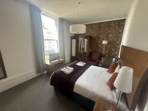 West Rocks Hotel - Room