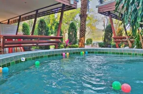 Social Escape Hotel Lemon Chalet - Pool