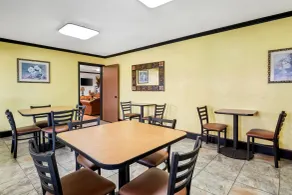 Americas Best Value Inn Midlothian - Restaurant