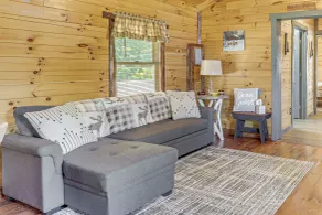 Charming Couples Cabin on 40 Acres in Zanesville - Interiør
