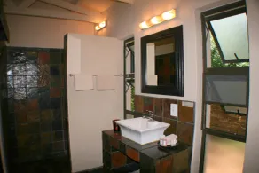 Dreamfields Guesthouse - Bathroom