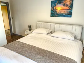 Toothbrush Apartments - 2 bed 2 bath apt - Room