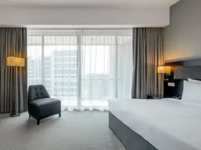 Flora Creek Deluxe Hotel Apartments, Dubai - Habitación