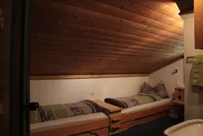 Ferienwohnung mit Grill und Garten | Gartenblick - Zimmer