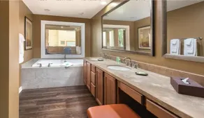 Orange Tree Resort - Bathroom