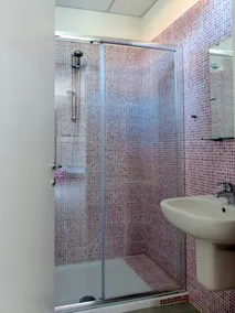 Ostello Meet Gardalake Hostel - Bathroom