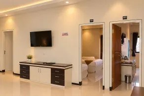 Grand Wijaya Hotel dan Villa Sarangan - Værelse