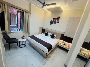 HOTEL PURVI BY VILAASITAA INDORE - Room