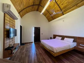 Unique Resort And Restaurant - Habitación